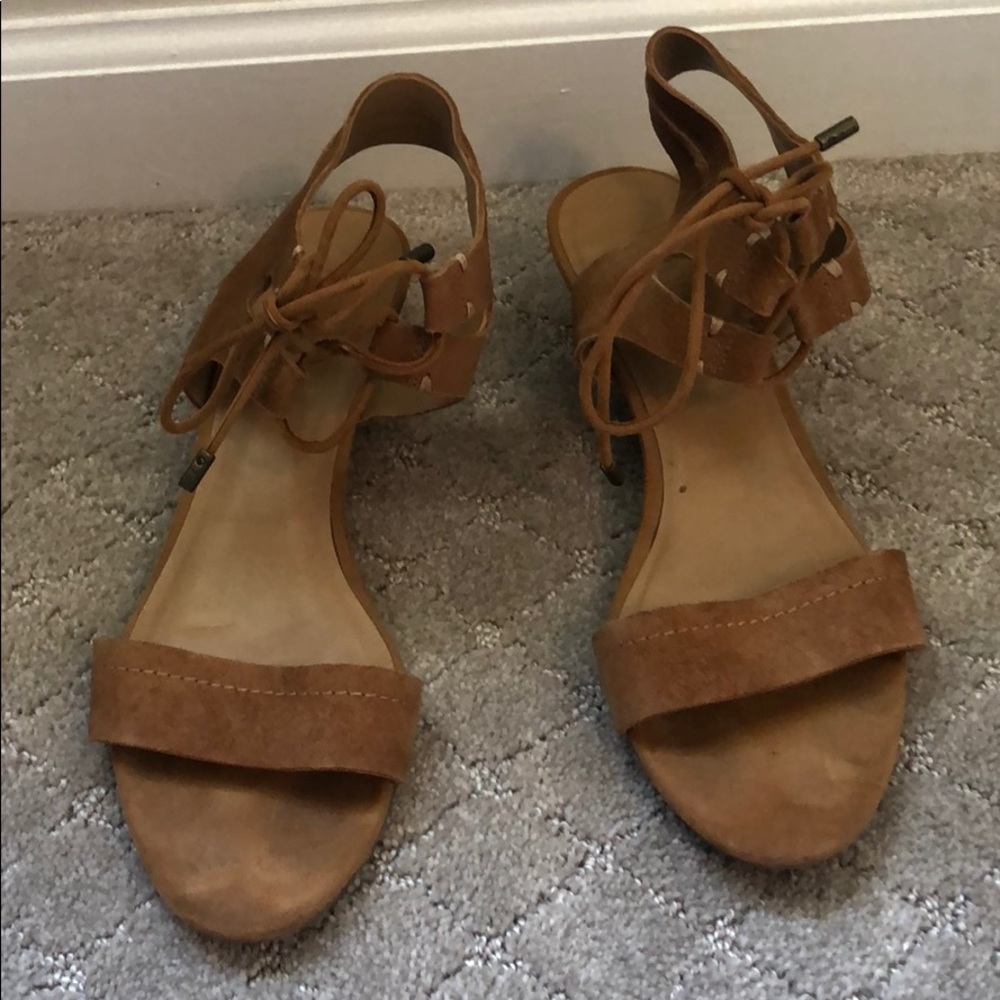 EUC Franco Sarto lace up sandals
